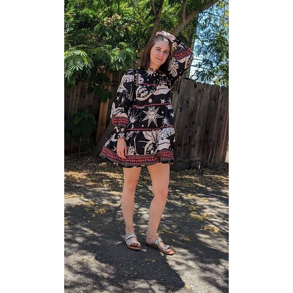 FARM RIO Black White Printed Cerrado Sky Mini Dress Size Small - Picture 4 of 16